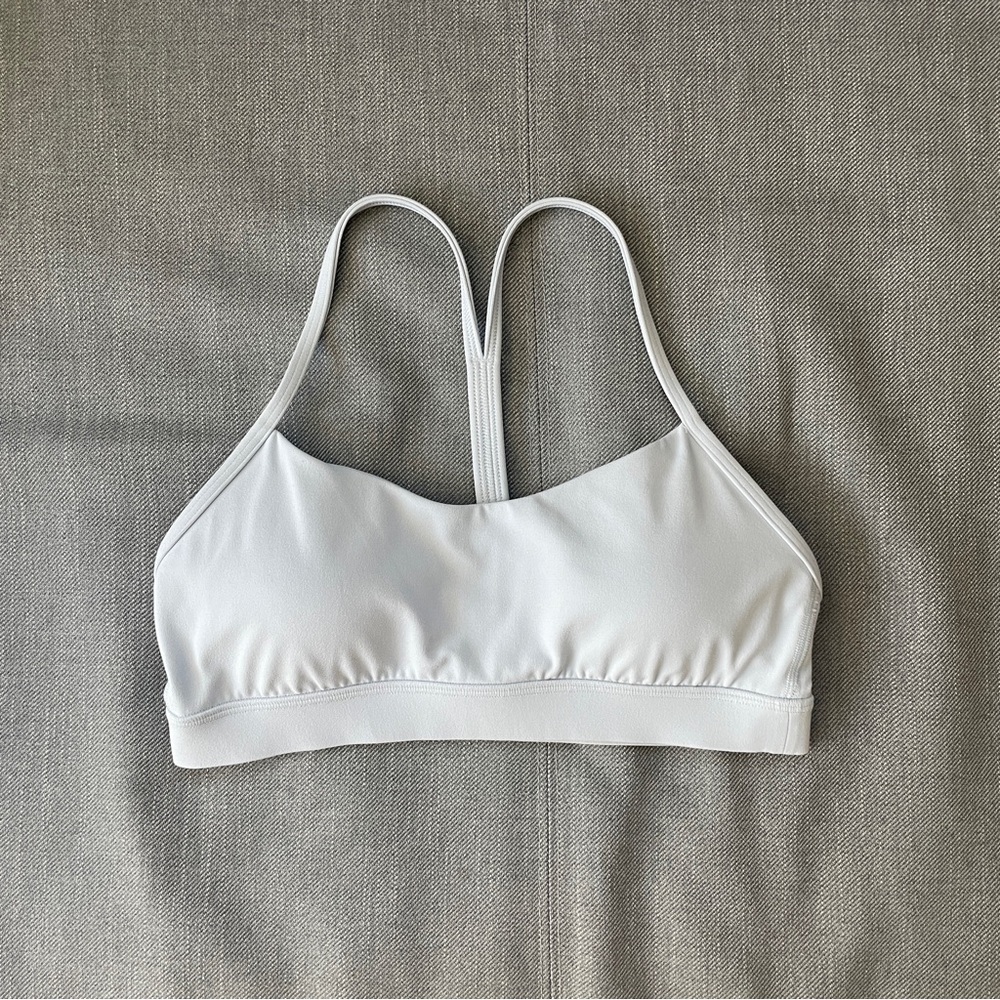 Lululemon Athletica flow y Bra starch blue